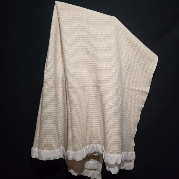 Faribault Woolen Mill Faribo USA Pure Wool Textured Blanket Satin 2 Ends 60x80 - Picture 3 of 3